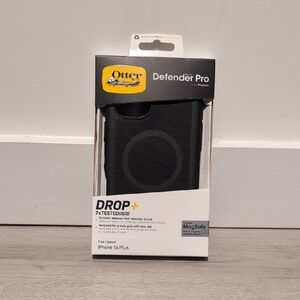 OtterBox Defender Pro Case for iPhone 16 Plus - Black